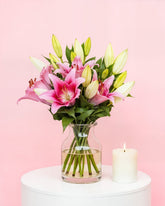 Lily Candle Gift 🌸🕯️