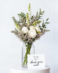 White Dove Peace Bouqk ๐ธ๐๏ธ