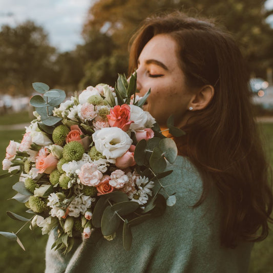 How to Upgrade Your New Fit Photos With Flowers