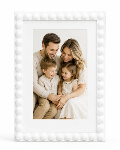 White spotted 4x6 photo frame